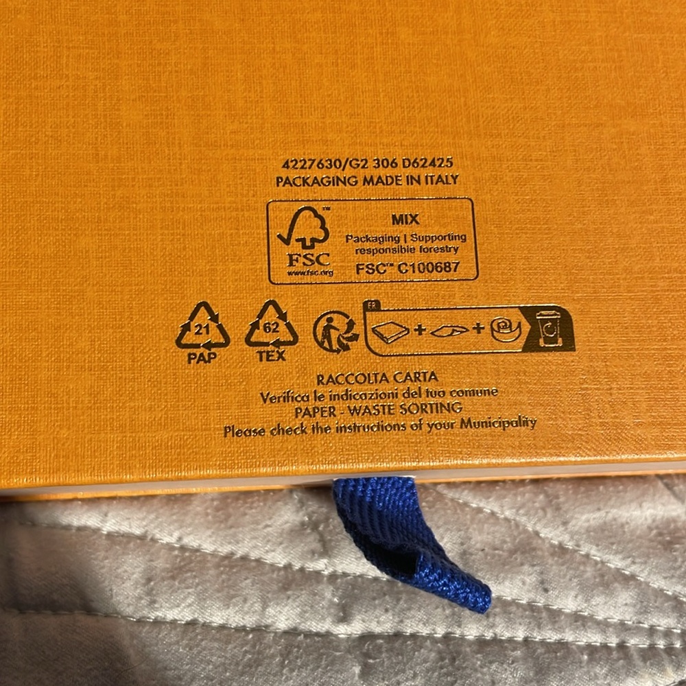 Louis Vuitton Authentic Box - Picture 6 of 13